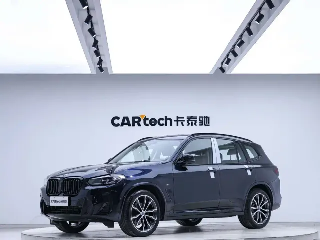 Фотография автомобиля — BMW X3