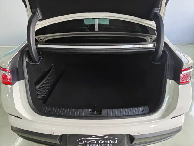 BYD Seal 07 DM-i — Фото автомобиля 19