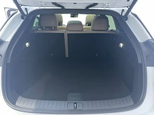 Li Auto i6 — Фото автомобиля 8