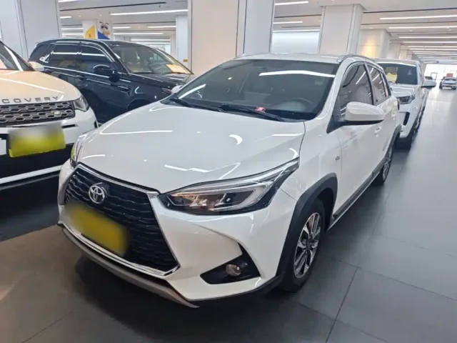 Фотография автомобиля — Toyota YARiS L Zhi Xuan