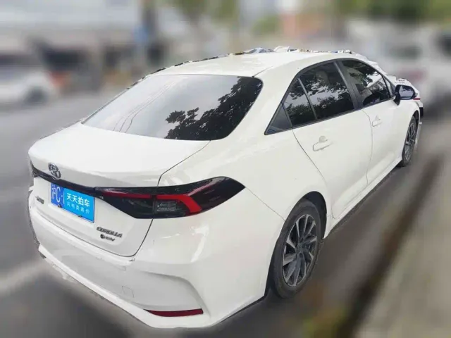 Toyota Corolla — Фото автомобиля 2
