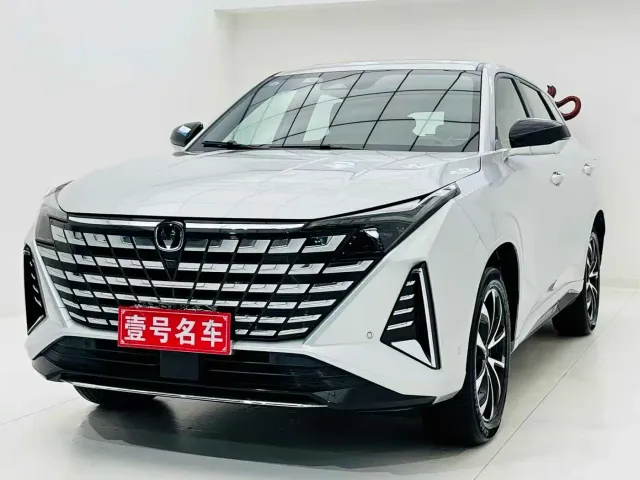 Фотография автомобиля — Changan UNI-Z