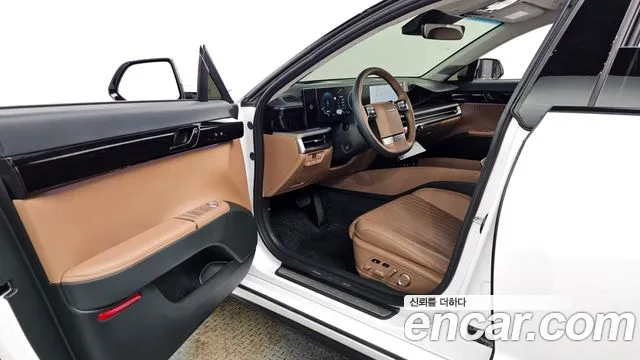 Hyundai Grandeur GN7 — Фото автомобиля 10