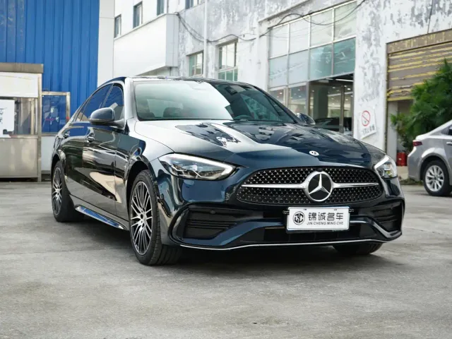 Mercedes-Benz C-Class — Фото автомобиля 3