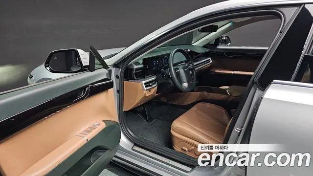Hyundai Grandeur GN7 — Фото автомобиля 10