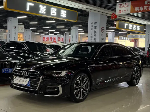 Фотография автомобиля — Audi A6L