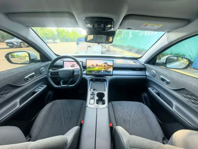 Chery Fengyun T8 — Фото автомобиля 4