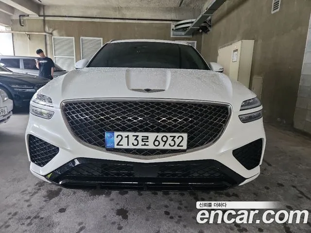Genesis GV70 — Фото автомобиля 3