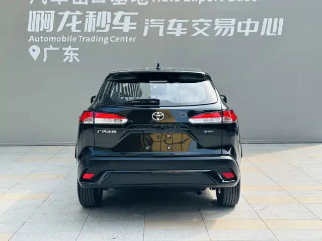 Toyota Frontlander — Фото автомобиля 5
