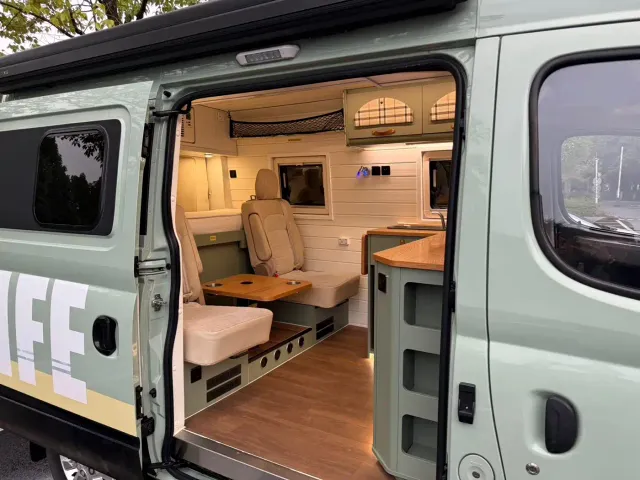 Maxus V80 RV — Фото автомобиля 12