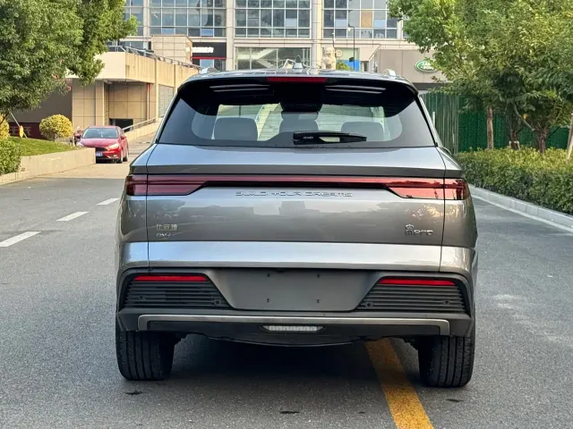 BYD Song Pro — Фото автомобиля 4