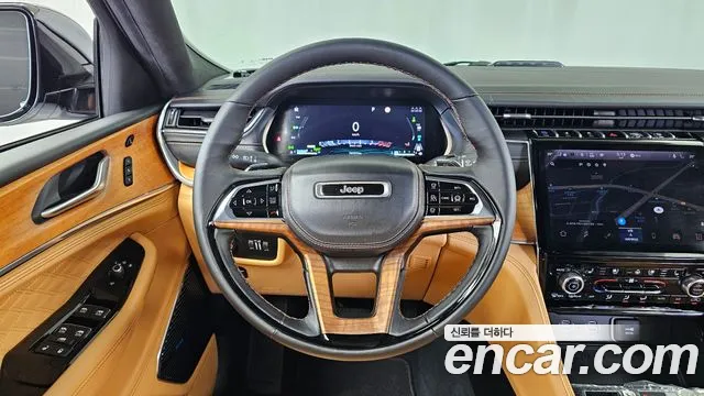 Jeep Cherokee — Фото автомобиля 13