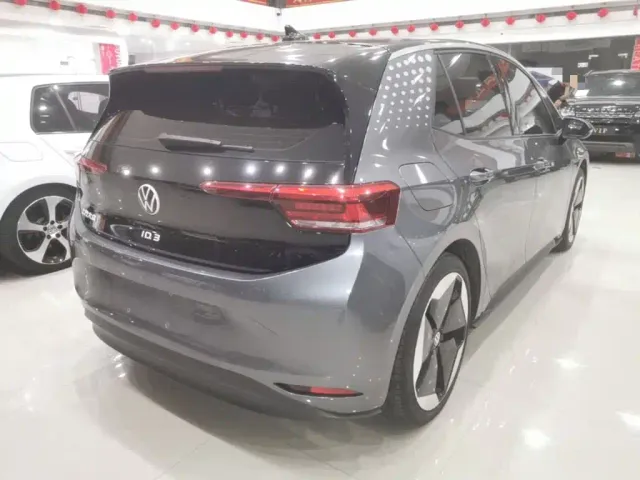 Volkswagen ID.3 — Фото автомобиля 6