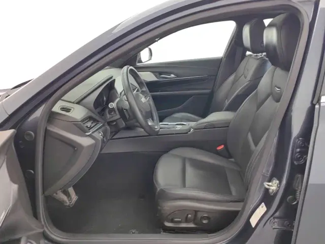 Cadillac CT4 — Фото автомобиля 10