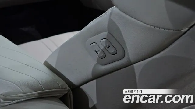 Genesis GV80 — Фото автомобиля 22