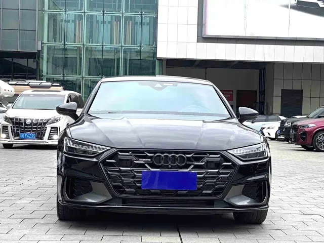 Audi A7L — Фото автомобиля 9