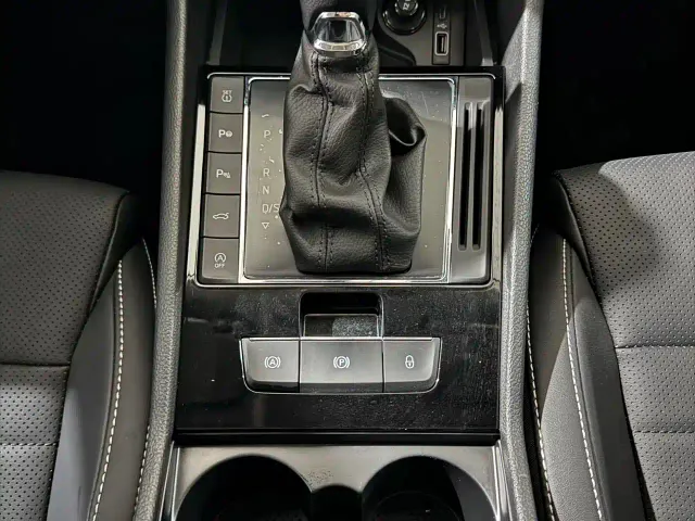 Skoda Superb — Фото автомобиля 14
