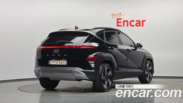 Hyundai Kona Kona (SX2) Бензин 2.0 2WD — Фото автомобиля 2