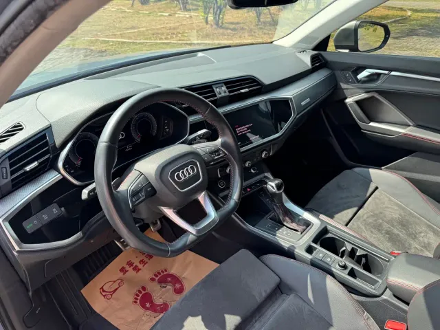 Audi Q3 — Фото автомобиля 9