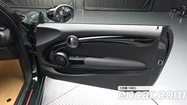 Mini Cooper Convertible — Фото автомобиля 25
