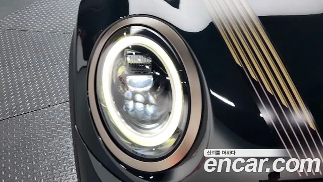 Mini Cooper Cooper 5 дверей Resolute Edition — Фото автомобиля 20