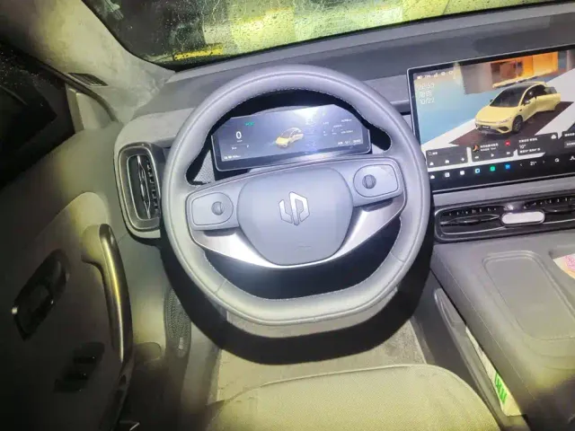 Leapmotor Lafa 5 — Фото автомобиля 15