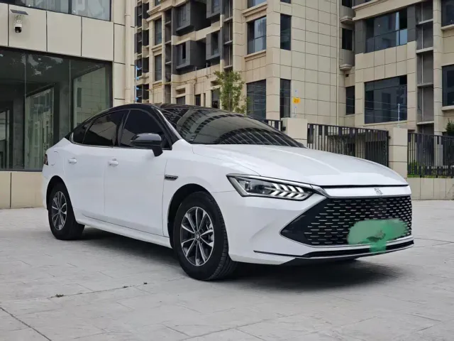 Фотография автомобиля — BYD Qin PLUS