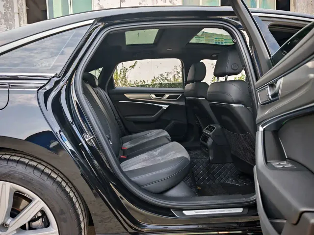 Audi A6L — Фото автомобиля 6