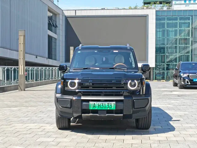 iCAR V27 — Фото автомобиля 2