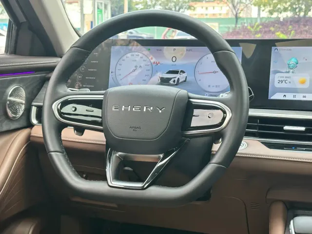 Chery Arrizo 8 — Фото автомобиля 11