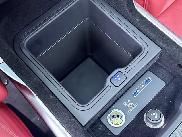 Land Rover Range Rover Sport — Фото автомобиля 6