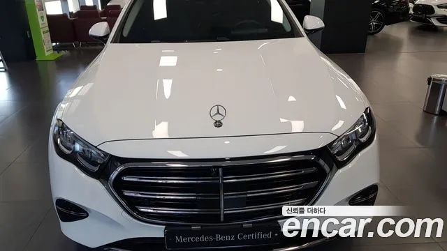Mercedes-Benz E-Class W214 — Фото автомобиля 2