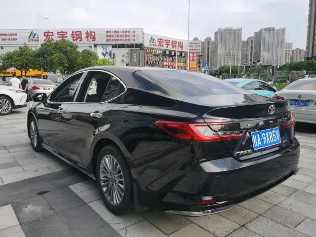 Toyota Camry — Фото автомобиля 5
