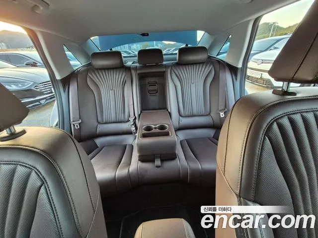 Hyundai Grandeur GN7 — Фото автомобиля 20