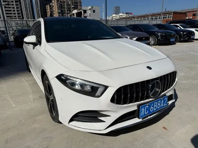 Mercedes-Benz A-Class — Фото автомобиля 3