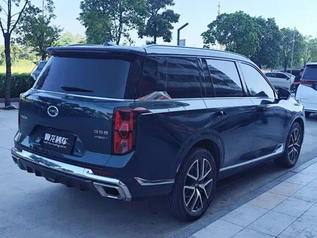 GAC Trumpchi GS8 — Фото автомобиля 9