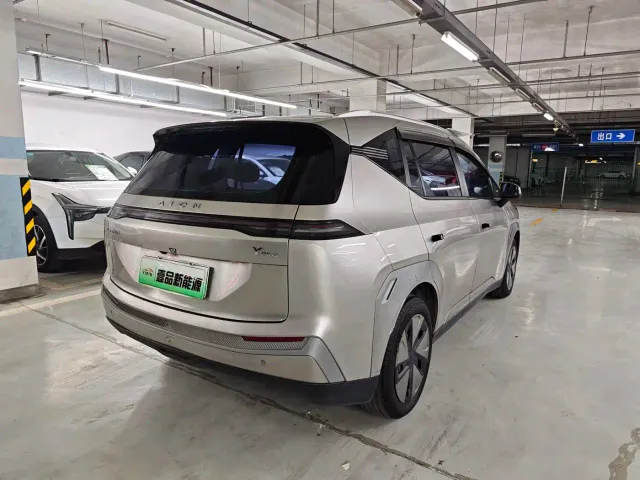 GAC Aion Y — Фото автомобиля 10