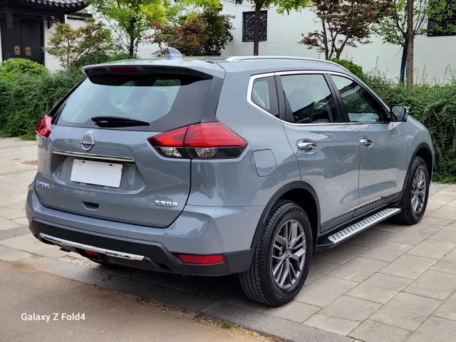 Nissan X-Trail — Фото автомобиля 3