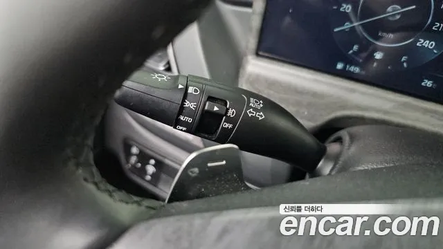 Kia Seltos Новый Seltos Бензин 1.6 Turbo 4WD — Фото автомобиля 15