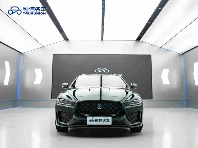Jaguar XEL — Фото автомобиля 2