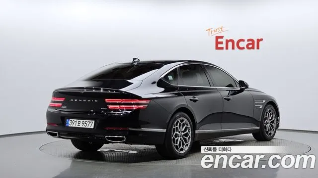 Genesis G80 Бензин 3.5 турбо AWD — Фото автомобиля 2