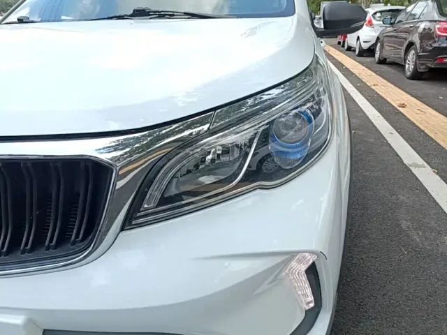 Geely Vision X3 — Фото автомобиля 23