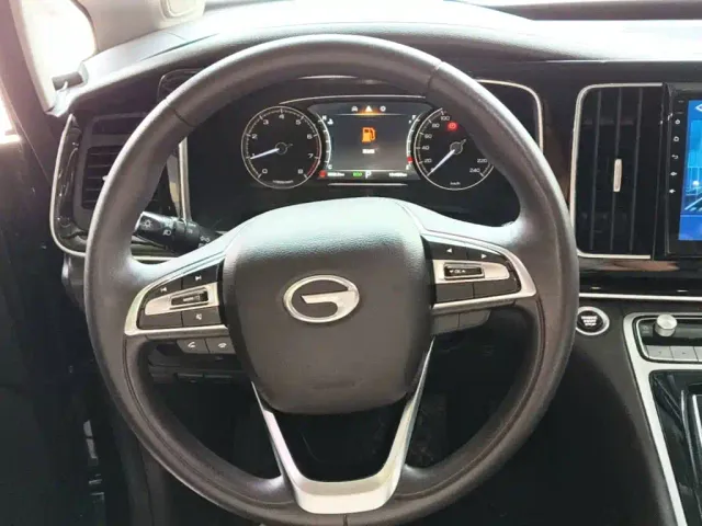 GAC Trumpchi M8 — Фото автомобиля 6