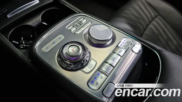 Genesis G90 Бензин 3.5 турбо AWD — Фото автомобиля 9