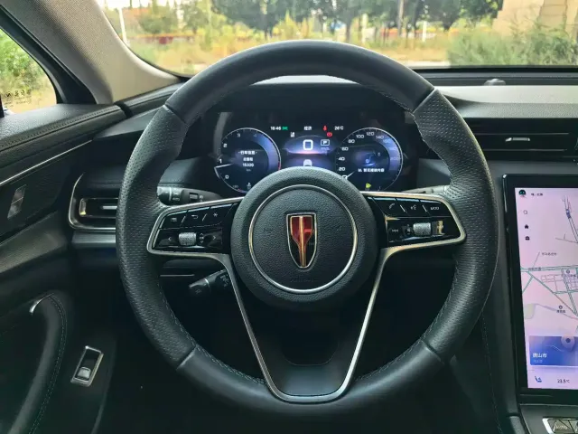 Hongqi H5 — Фото автомобиля 15