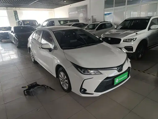Toyota Corolla — Фото автомобиля 3