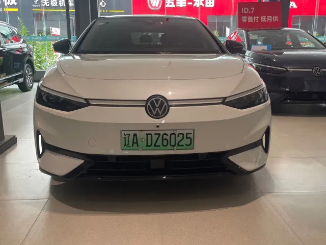Volkswagen ID.7 Vizzion — Фото автомобиля 2