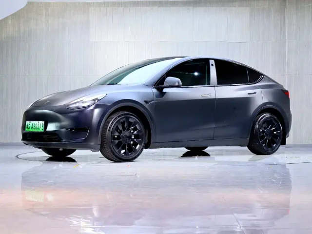 Фотография автомобиля — Tesla Model Y