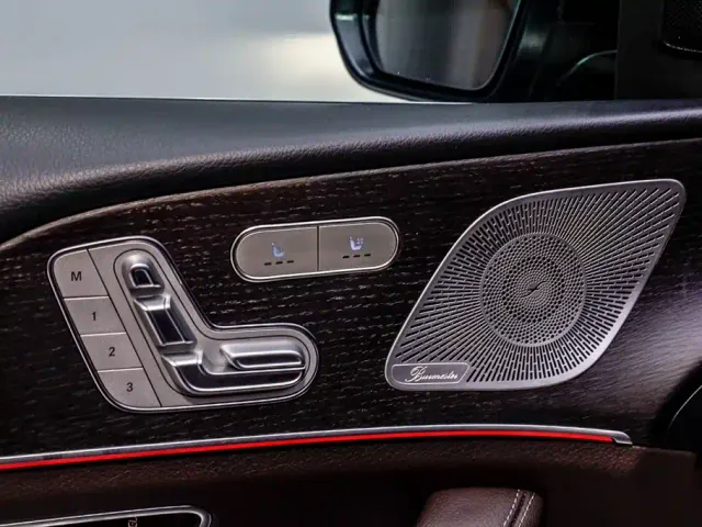 Mercedes-Benz GLE-Class — Фото автомобиля 12