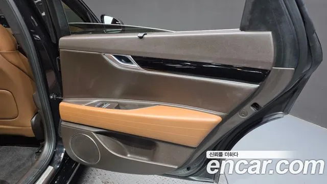 Genesis G80 RG3 — Фото автомобиля 14